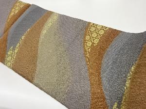 金通し曲線に菱・花模様織出し袋帯